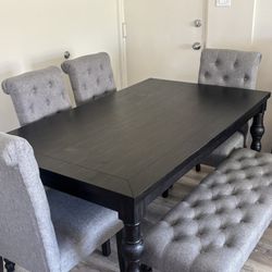 Brookwood Dining Set