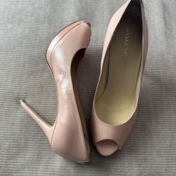 Heels/ Pumps  Nude 8 1/2  