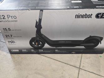 Segwat Ninebot E2 Pro eKickScooter