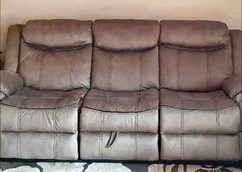 Reclining Sofa with dropdown table and dual recliner