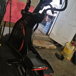 Bowflex BXE116 Elliptical 