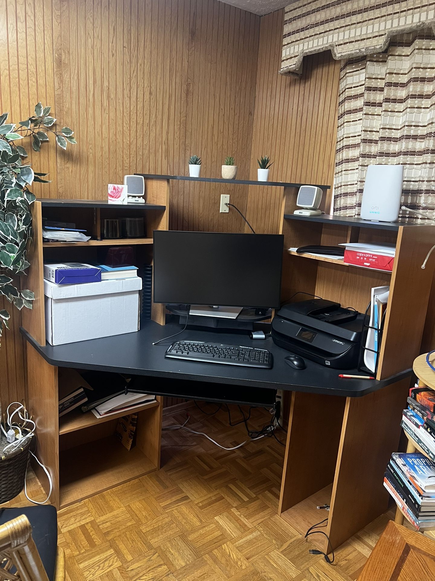 Corner Computer Hutch