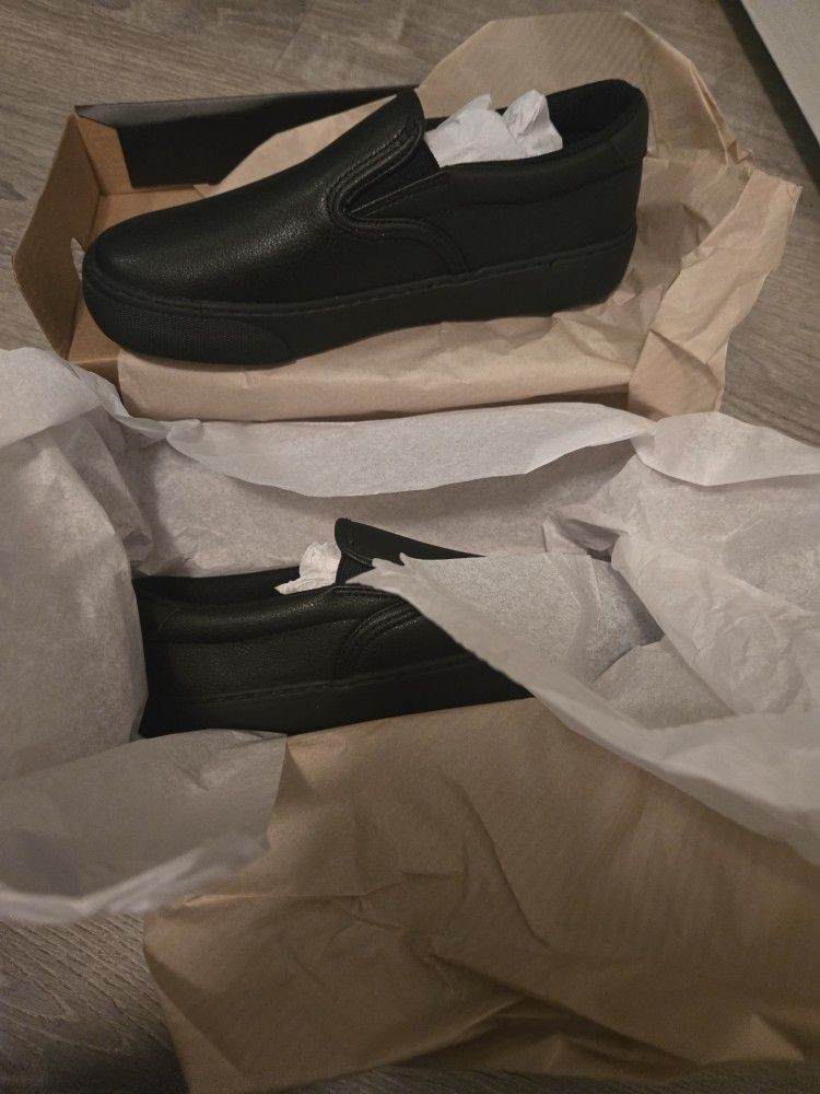 New Non Slip Work Shoes