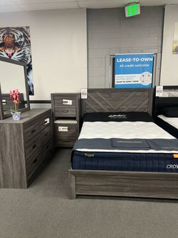 4PC Gray Queen Bedroom Set