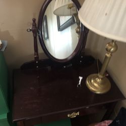 Vintage Vanity Mirror/Desk old school