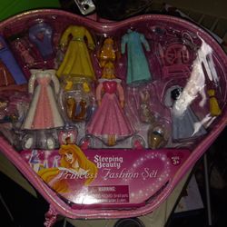 Very Rare Sleeping Beauty Princess Fashion Set $50.00