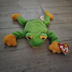1997 Smoochy The Frog Beanie Babies Collectible