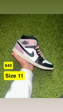 Air Jordan 1 Mid Sneakers Size 11