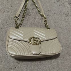 Gucci purse