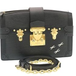 Louis Vuitton
One SizeTrunk Black Leather Shoulder Bag