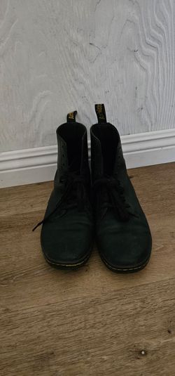 Part of the Dr. Martens Eclectic collection, the Tobias Boot size 11 men
