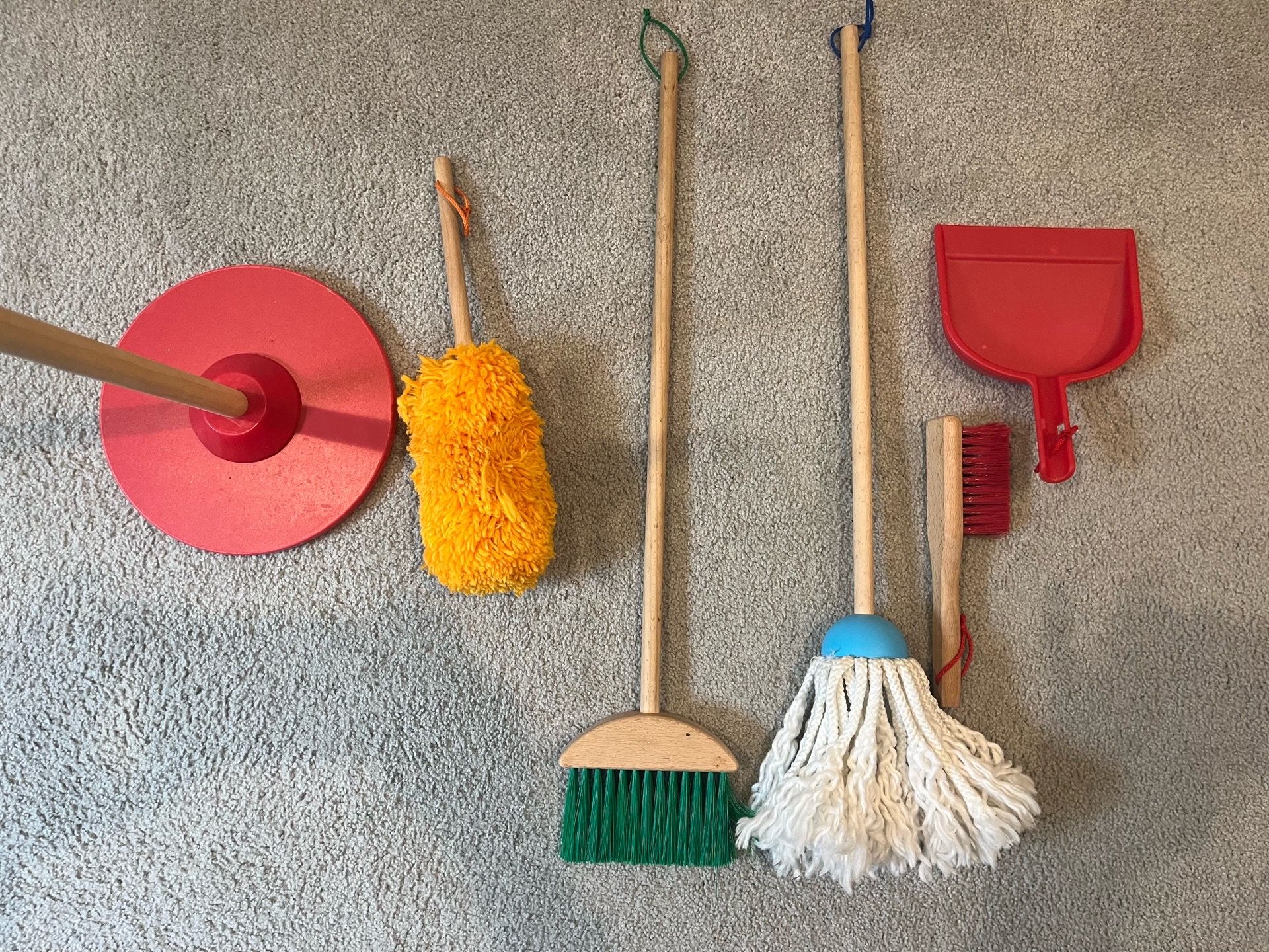 Melissa and Doug Toy Cleaning Set