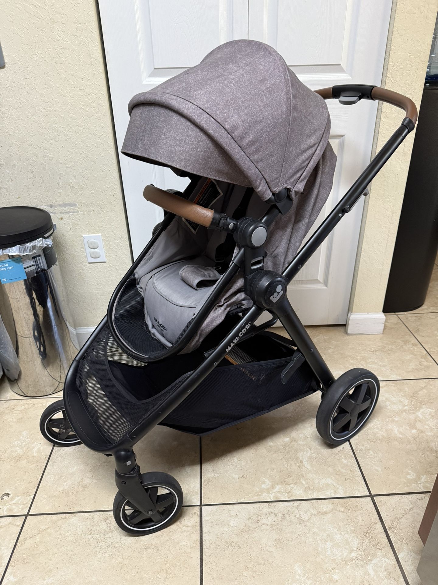 Maxi Cosí Zelia Max Stroller Cochesito Se Bebe Carriola