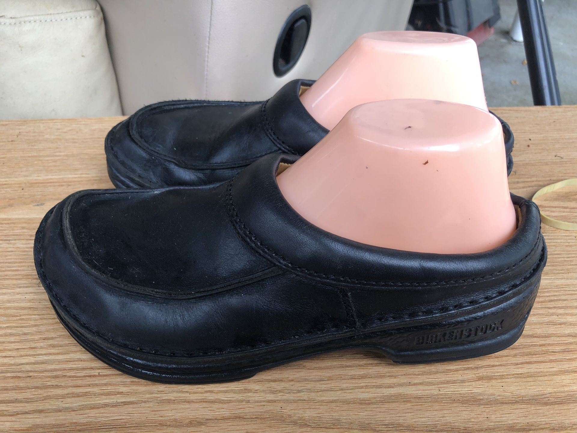 Birkenstock Footprints Unisex’s Black Leather Clogs Slip On Shoes Size 9Women 7