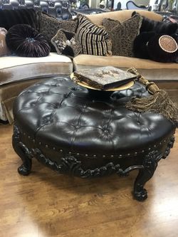 tuft leather round table, coffee table