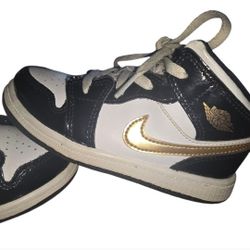 Toddler Jordan 1 Black/White/Gold – Size 10