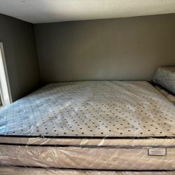 Set King Sizes Mattres And Box Spring 