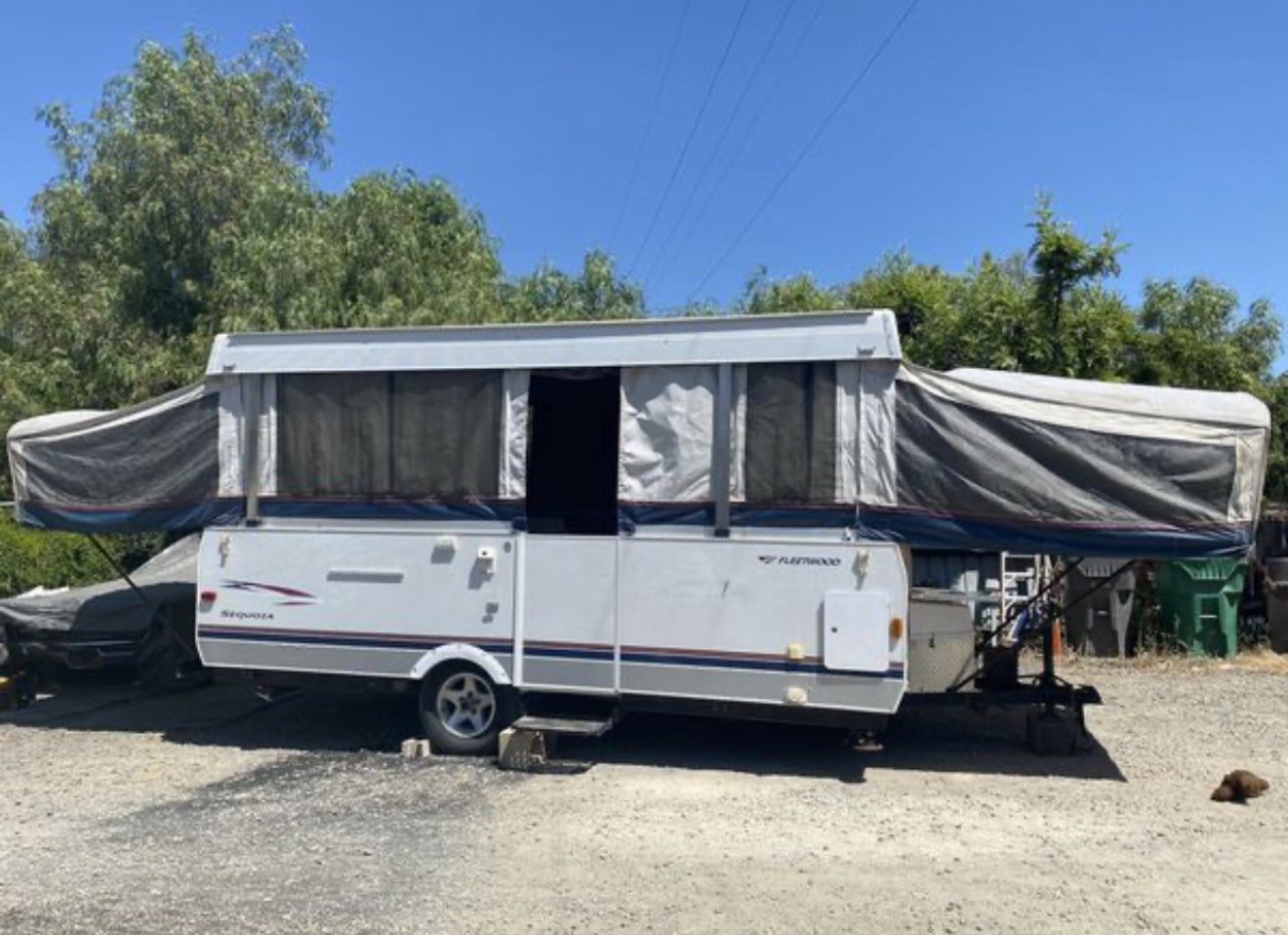 2005 Fleetwood Sequoia
