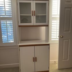 Kitchen Cabinet