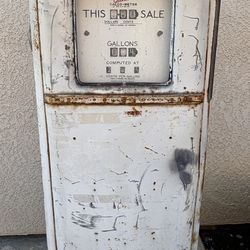 Vintage Antique Gas Pump