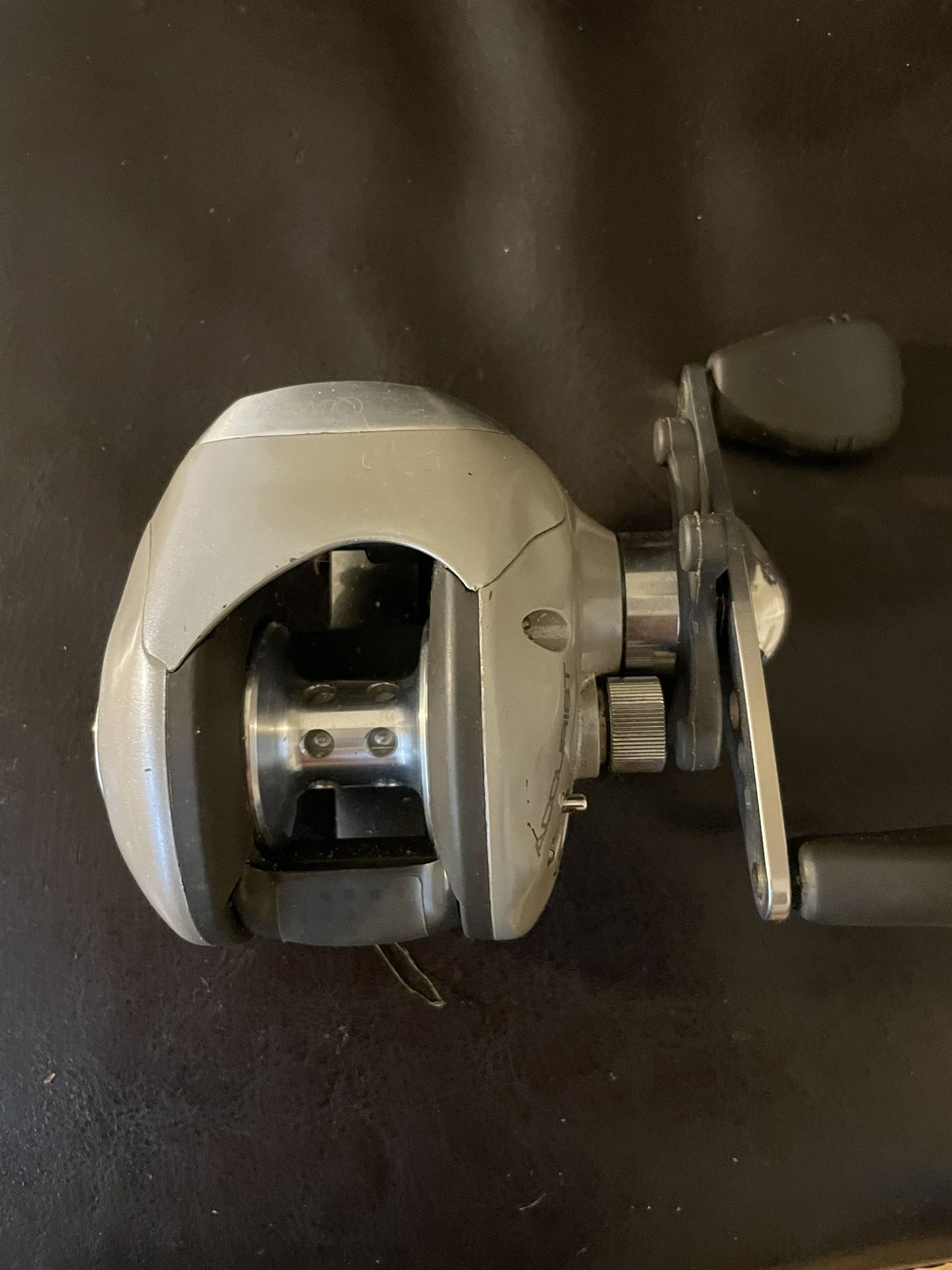 Quantum Bait Casting Reel