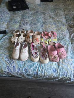 Zapatos De NinΜa