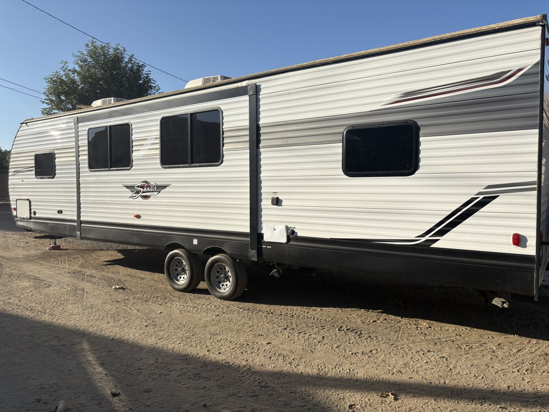 2022 Shasta 31OK