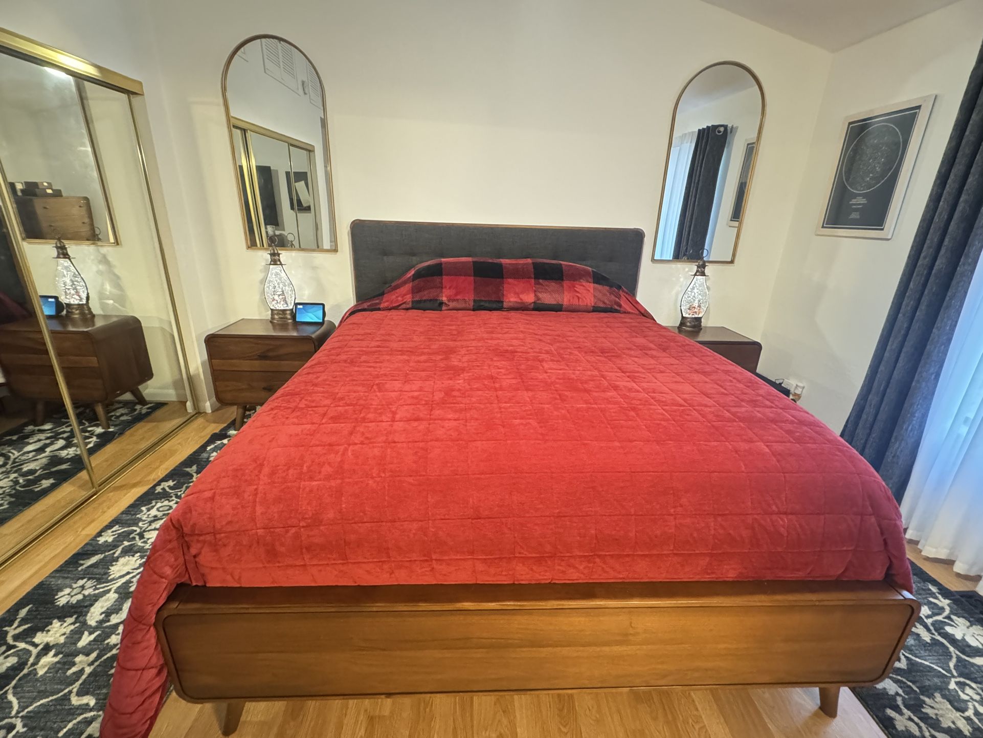 Cal King bedroom set mattress night stands and dressers included