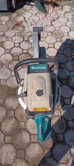 Construction saw