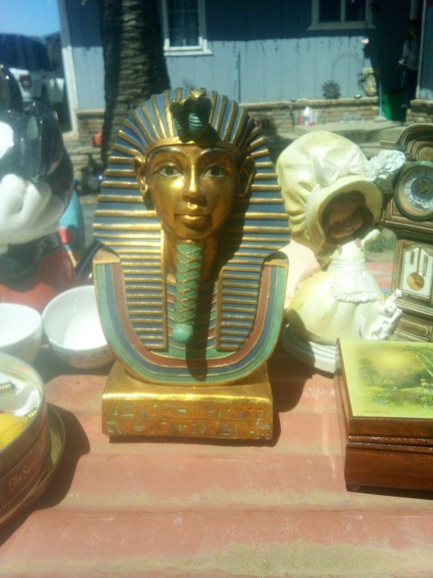 Egyptian Statue