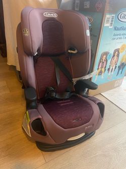 Bravo Nautilus 2.0 Booster car  seat, new!