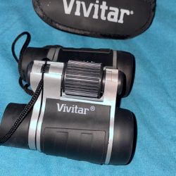 Vivitar Binoculars 
