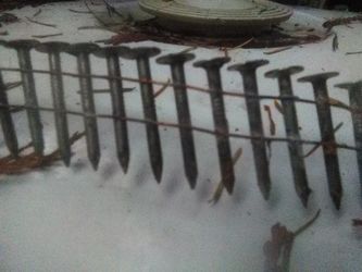 Box of Coil roofing nails x2