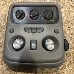 00-02 GMC Yukon Chevy Suburban Rear Climate Control Domelight w/ Homelink OEM