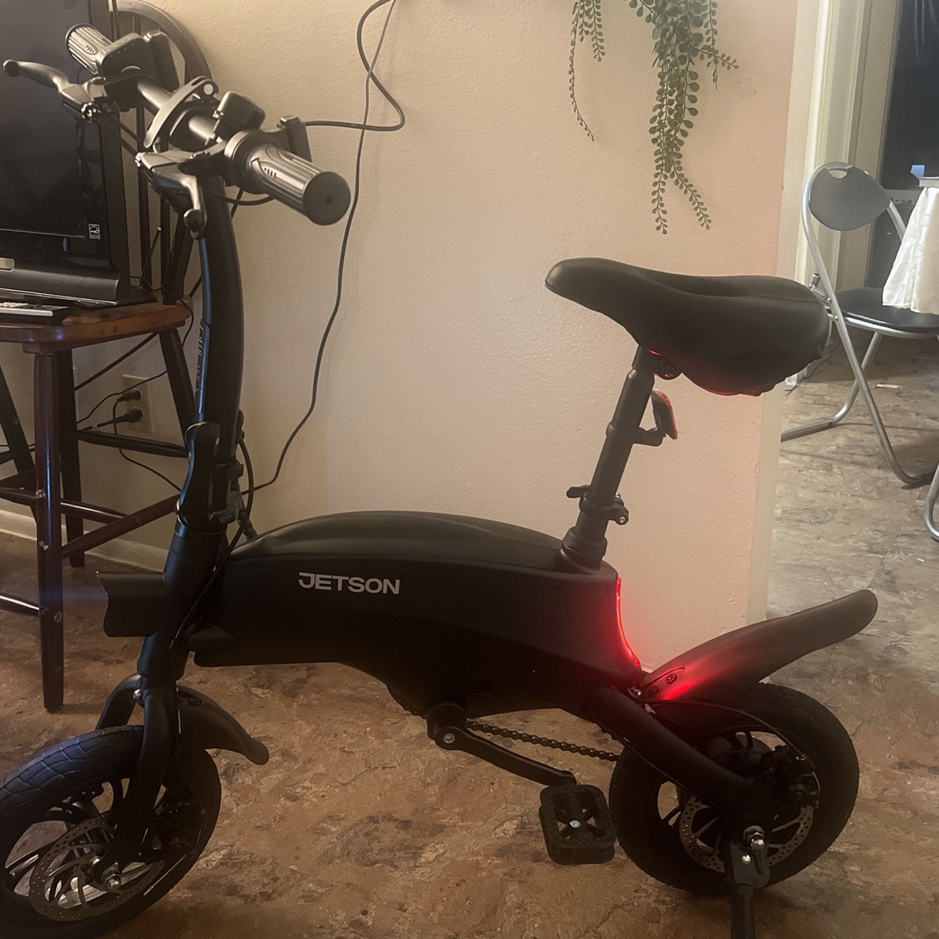 Black Jetson Axle Electric Bike 12in for Sale in Phoenix, AZ OfferUp