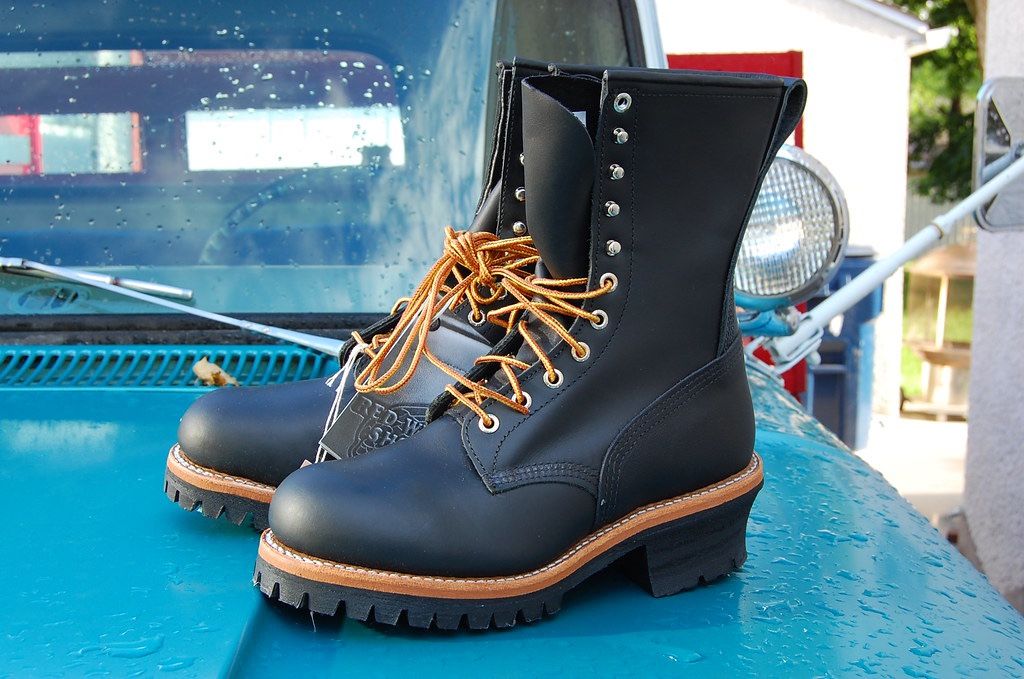 Red Wing 2218 Logger Boot