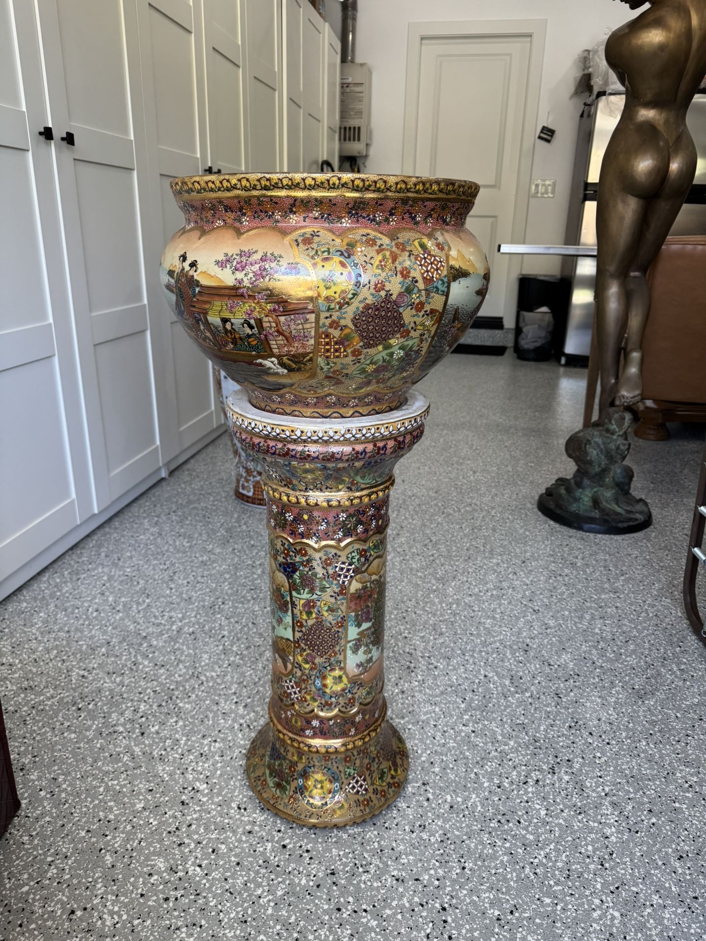 Base With Bowl 