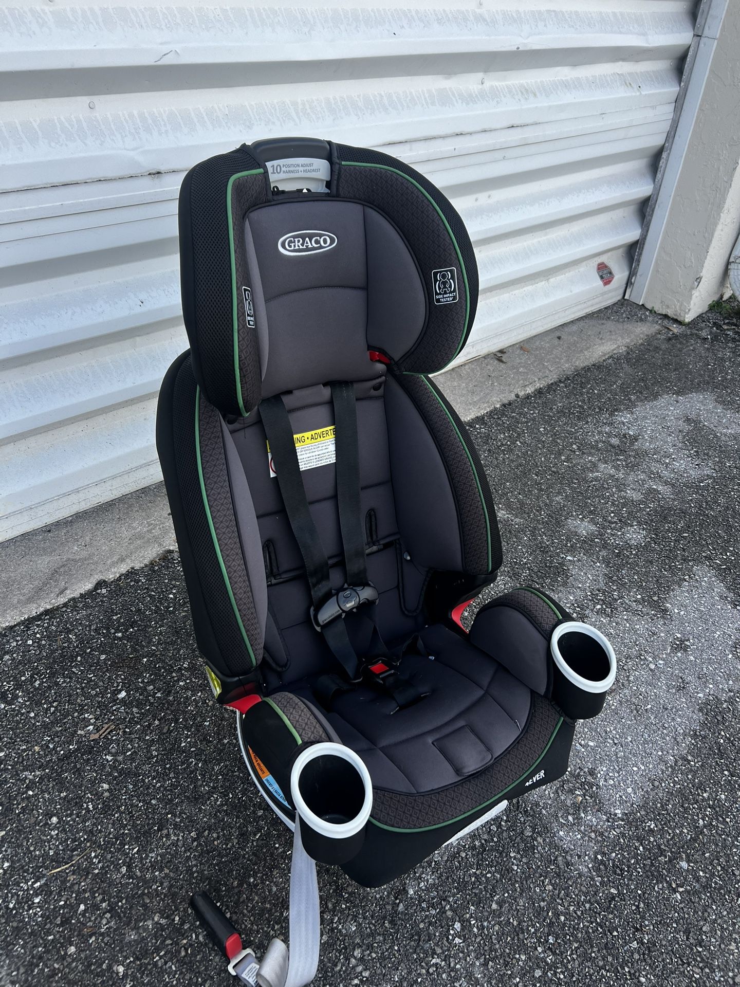 Graco 4Ever Kid’s Car Booster Seat! Good condition! For kids 4-120lbs!