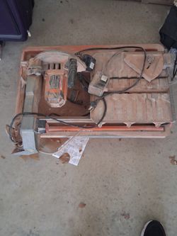 Rigid 8" wet saw