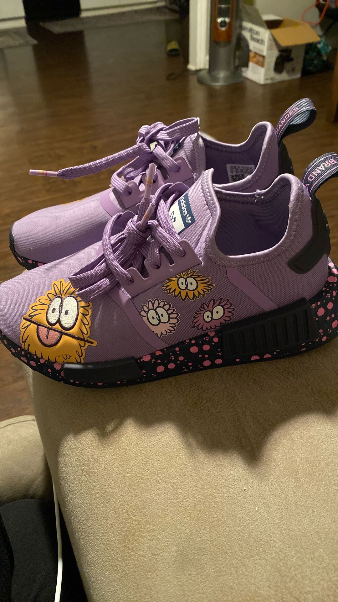 Nmd Adidas Big Kids Size 5