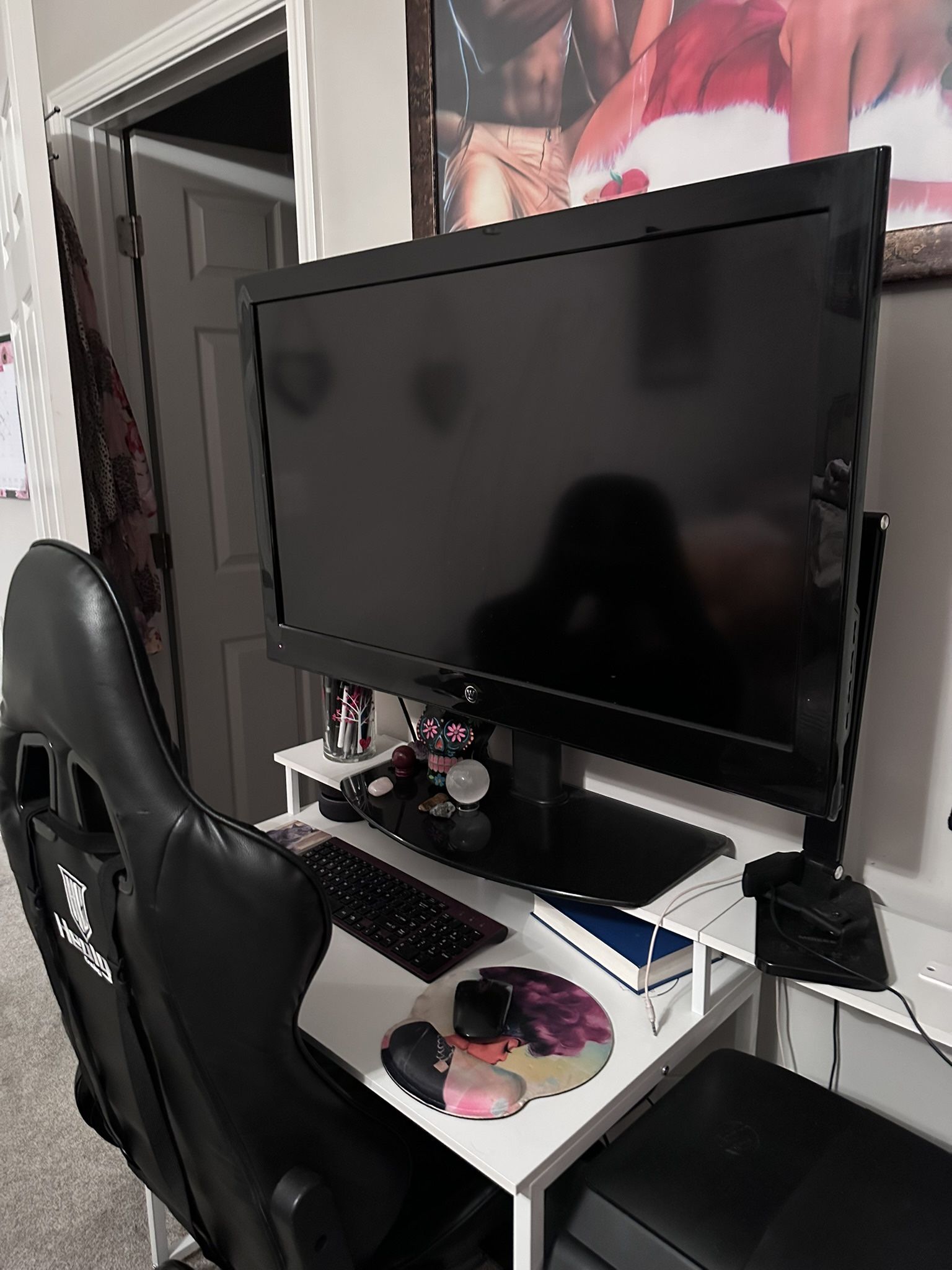37 Inch Flat Screen