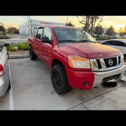 2012 Nissan Titan