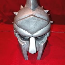 Gladiator 2 Drink Cup Spartacus Helmet Topper 