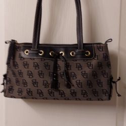 Dooney & Bourke Handbag