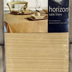 Horizon Textured 70” Round Tablecloth
