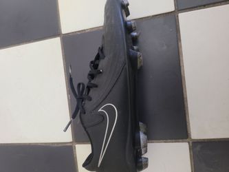 Nike phantom size 7