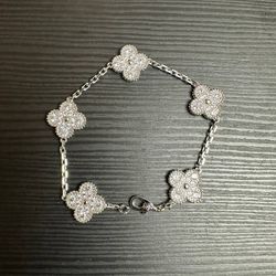 Van Cleef & Arpels Women’s Bracelet 