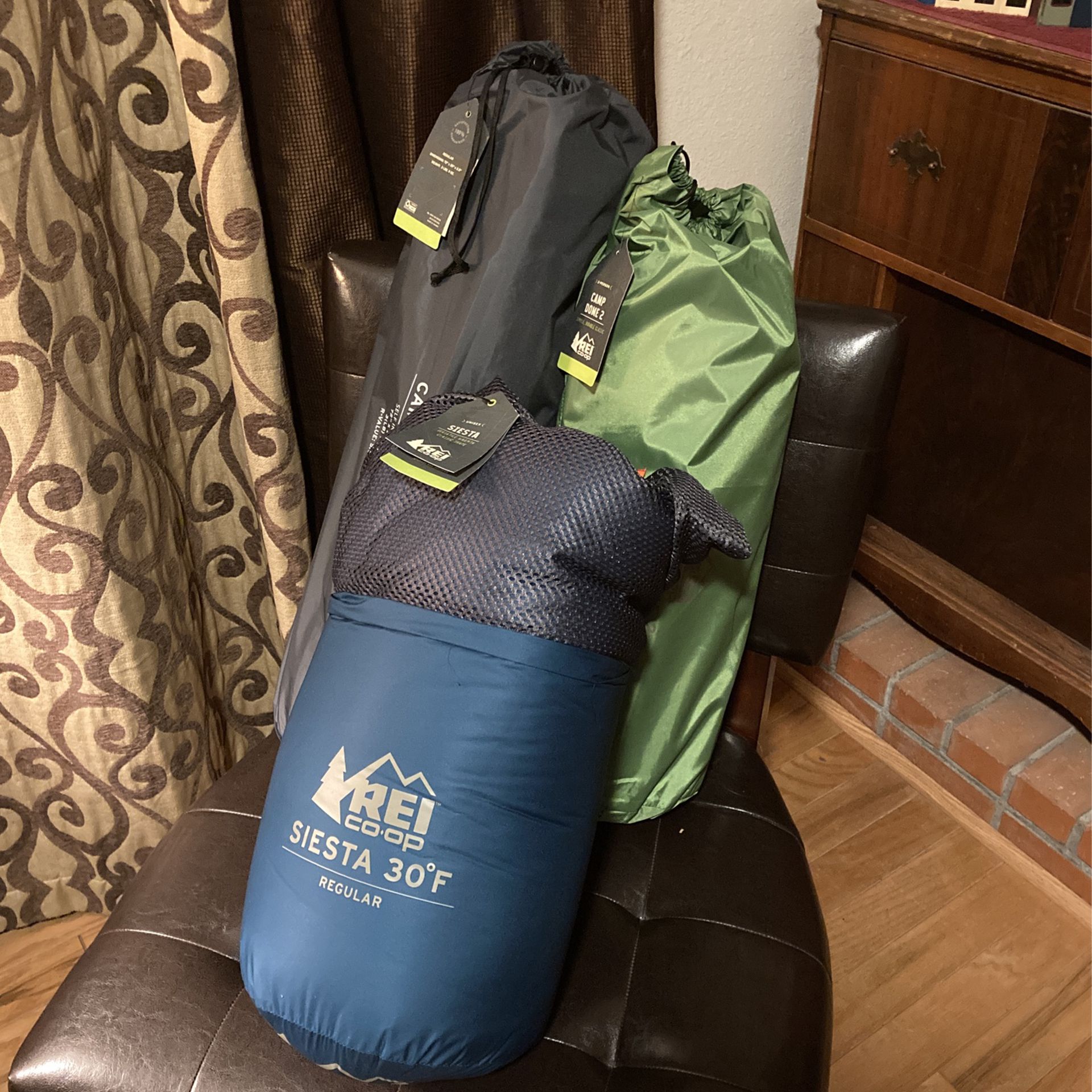 New Rei Camping Set. Tent, Inflating Pad, Sleeping Bag