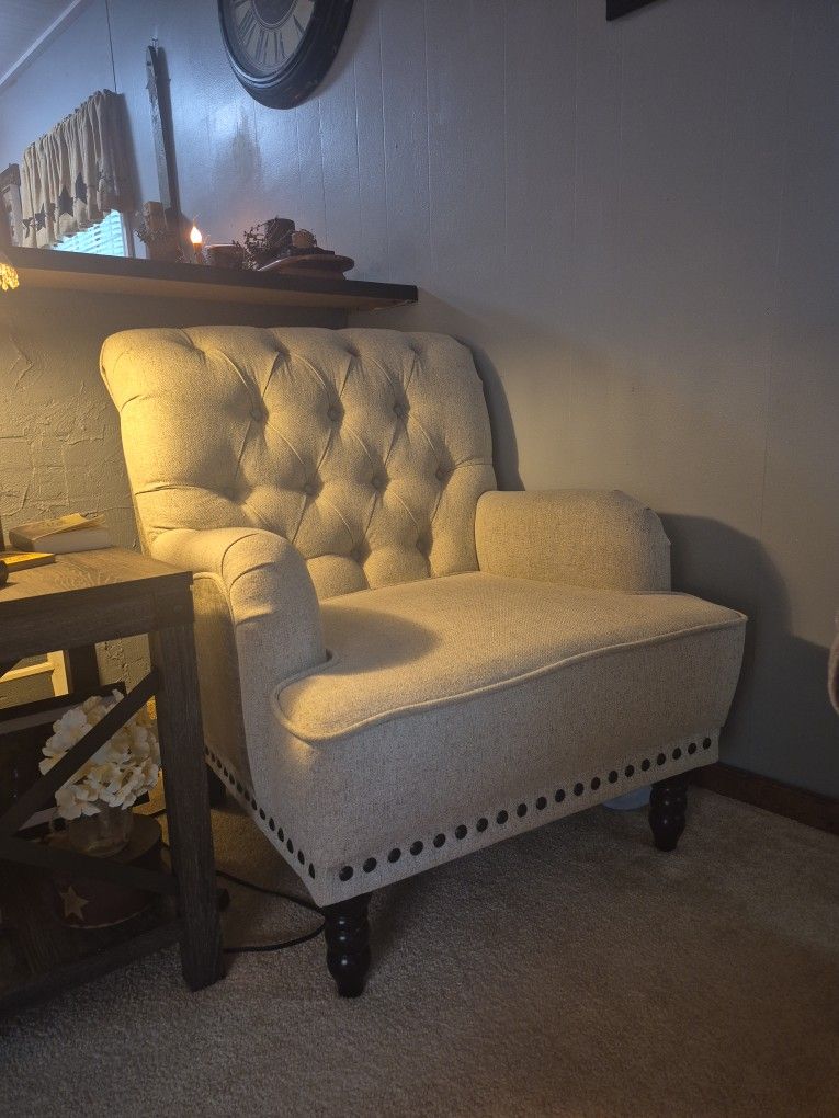 Accent Chair