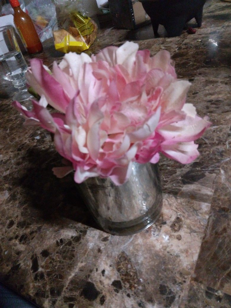 Flower Decoration Pot